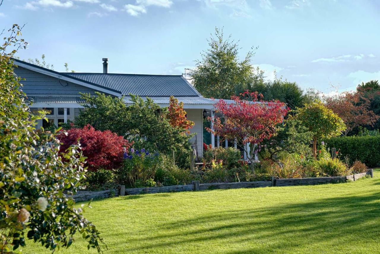 Folster Gardens Bed And Breakfast Invercargill Exterior photo